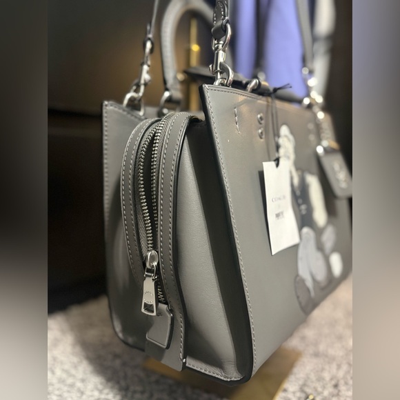 ❌ SOLD ❌ Coach x Popeye Rogue 25 - NWT! - Picture 10 of 17